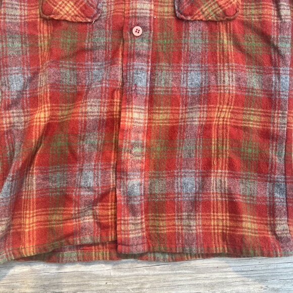 Vintage Richman Bros Red Green Plaid Wool Button Front Shirt S - Picture 2 of 11